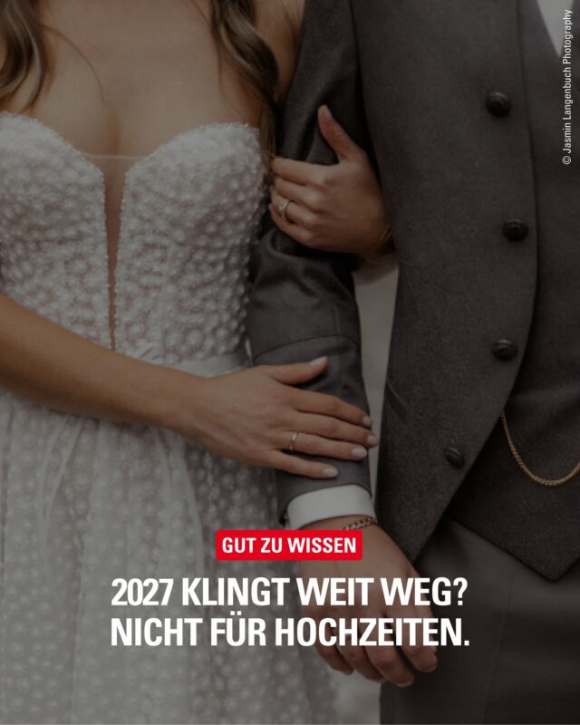 Der große Tag dauert nur wenige Stunden – die Erinnerungen bleiben ein Leben lang. 🤍 Wer für 2027 plant, sollte beliebte Termine frühzeitig im Blick behalten.

#hochzeit2027 #hochzeitsfotografie #bergedorf #hochzeitsplanung #jasminlangenbuchphotography